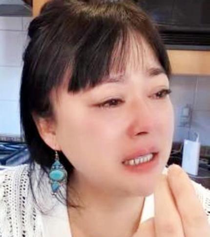 李晶晶演员，舞台到荧屏的转变之路，展现学习与自信的光芒