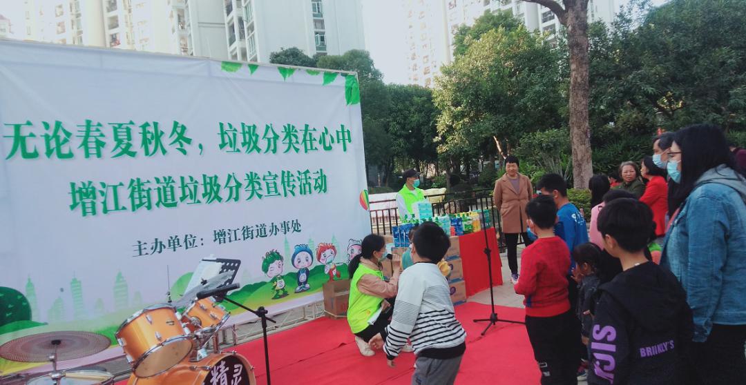 垃圾街最新，高科技重塑生活，前沿科技体验的魅力